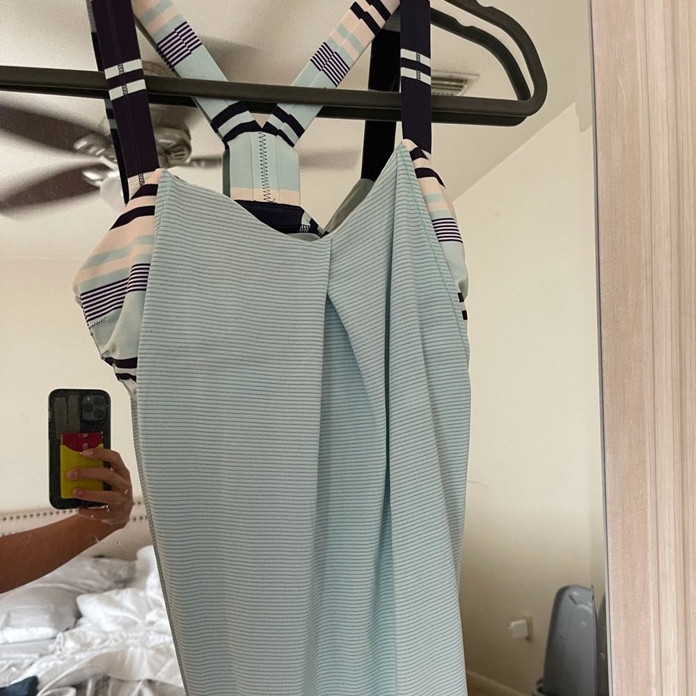Lululemon Tank Top With Built In Bra